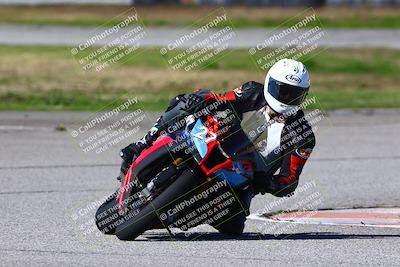 media/Jan-21-2023-Fastrack Riders (Sat) [[fcf3f88a30]]/Level 4/Session 4 Turn 6-Mountian Shot/